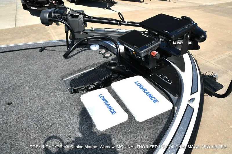 Slide: The Image of 2020 Nitro Z21 Pro boat deck with Lowrance electronics and trolling motor. - 35