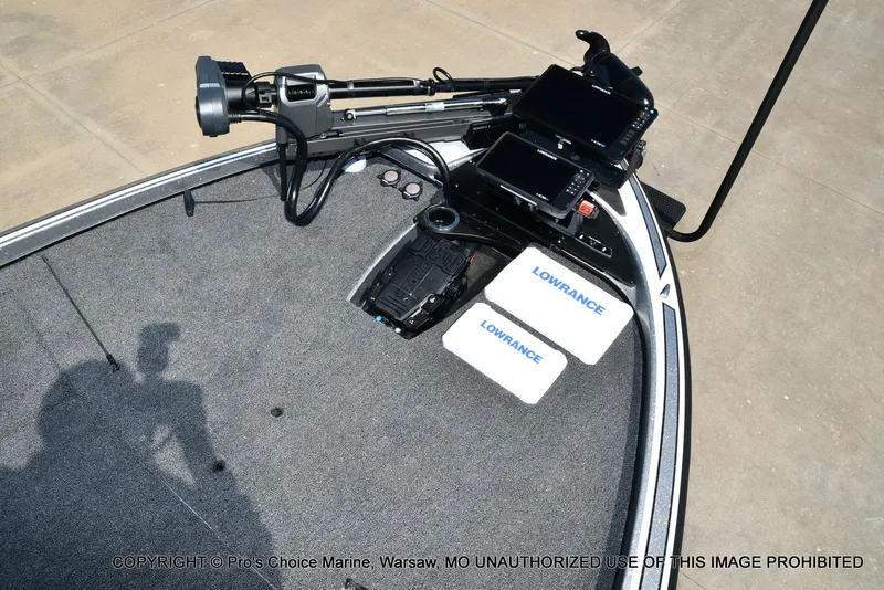 Slide: The Image of 2020 Nitro Z21 Pro boat deck with Lowrance electronics and trolling motor. - 9