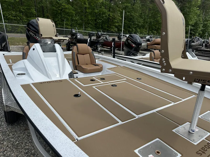 Slide: The Image of Xpress Hyper-Lift Crappie Series H20 CRAPPIE 2025 - 4