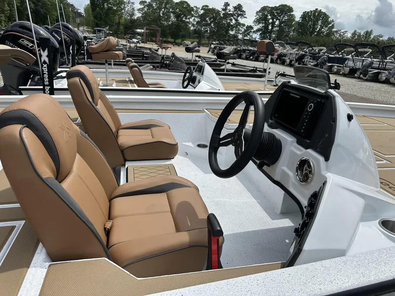 Slide: The Image of Xpress Hyper-Lift Crappie Series H20 CRAPPIE 2025 - 7