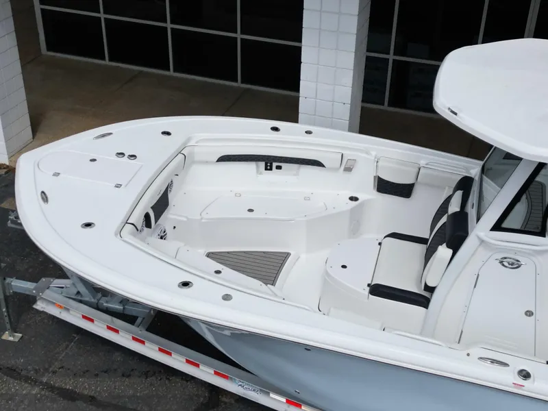 Slide: The Image of Tidewater 272 LXF 2025 - 16