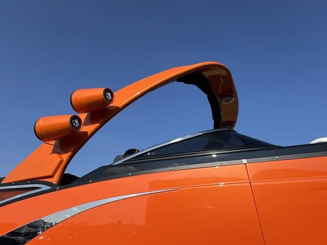 Slide: The Image of Bennington QX Quad Bench 30 QXFBWAX2 2025 - 5