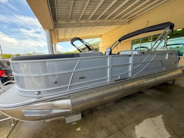 Slide: The Image of South Bay S224CR2 Cruise 2.75 2025 - 3