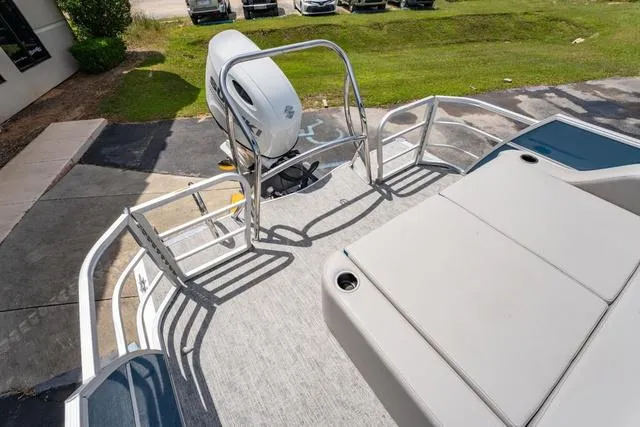 Slide: The Image of South Bay 222UL LE Entertainment 2.75 2025 - 14