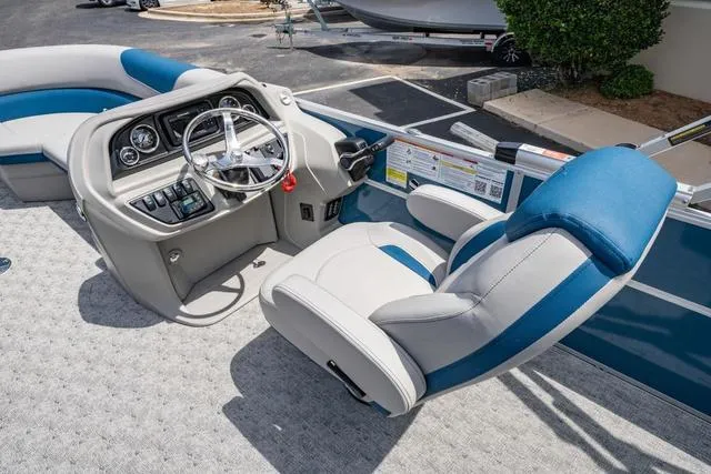 Slide: The Image of South Bay 222UL LE Entertainment 2.75 2025 - 17