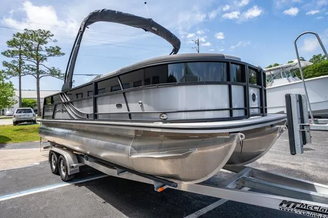 Slide: The Image of South Bay S224CR2 3.0 2025 - 8