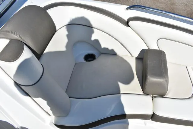 Slide: The Image of Yamaha 242 Limited S 2013 - 14