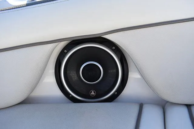 Slide: The Image of Yamaha 242 Limited S 2013 - 19