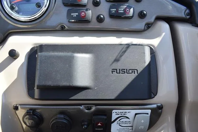 Slide: The Image of Yamaha 242 Limited S 2013 - 26