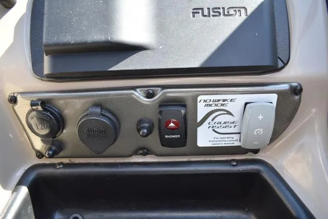 Slide: The Image of Yamaha 242 Limited S 2013 - 29