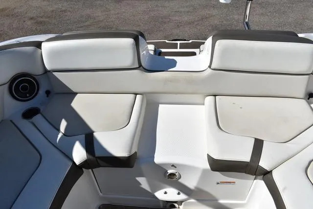 Slide: The Image of Yamaha 242 Limited S 2013 - 38