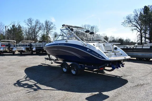 Slide: The Image of Yamaha 242 Limited S 2013 - 4