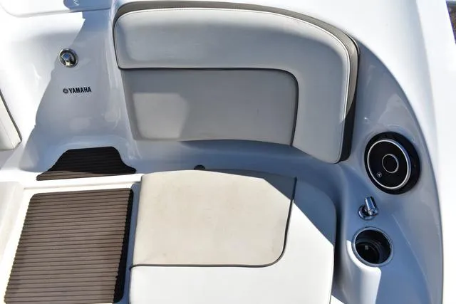 Slide: The Image of Yamaha 242 Limited S 2013 - 46