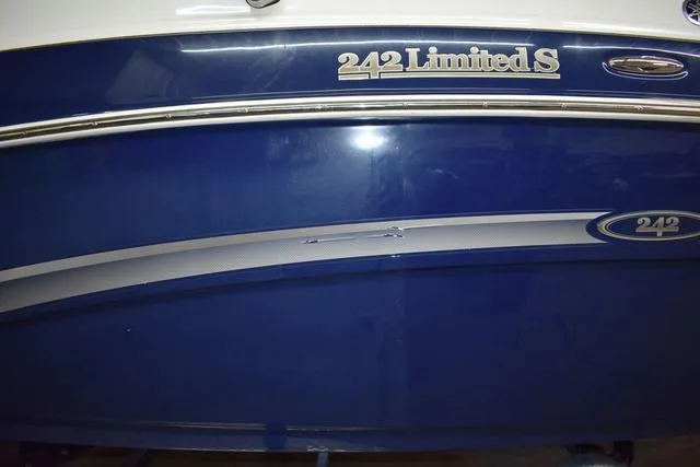 Slide: The Image of Yamaha 242 Limited S 2013 - 9