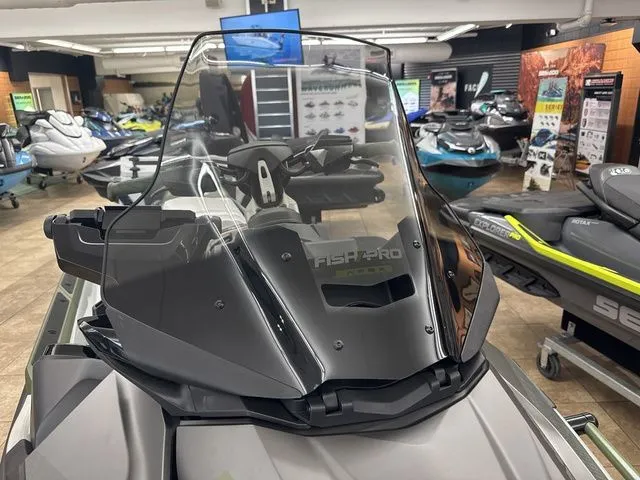 Slide: The Image of Sea-Doo FISH PRO 2025 - 13