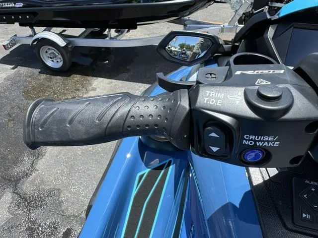 Slide: The Image of Yamaha FX Cruiser® HO with Audio System 2024 - 10