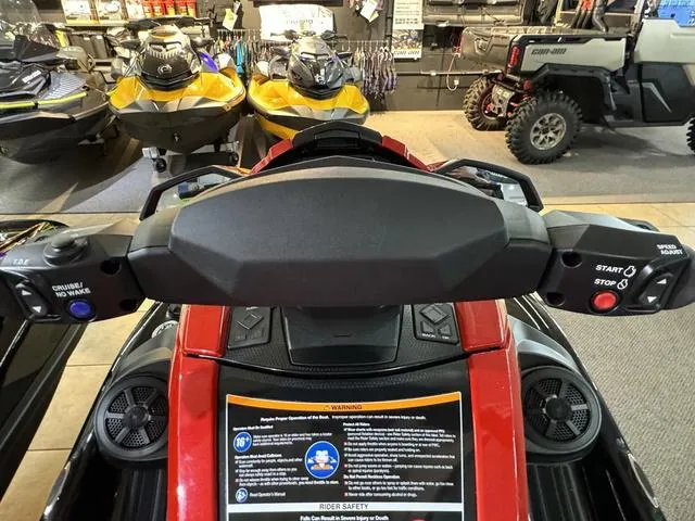 Slide: The Image of Yamaha VX® Limited 2024 - 7