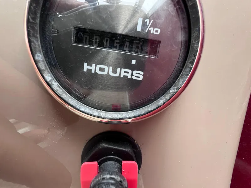 Slide: The Image of Hour meter on 2022 Sun Tracker Party Barge 22 RF XP3 boat dashboard. - 14