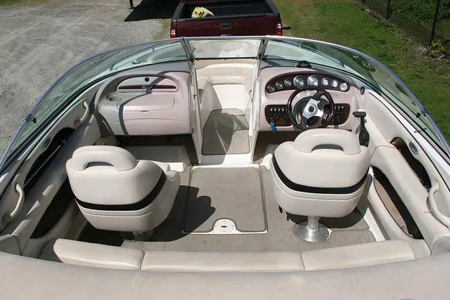 Slide: The Image of Chaparral 196 SSi 2000 - 5