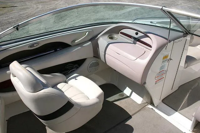 Slide: The Image of Chaparral 196 SSi 2000 - 7