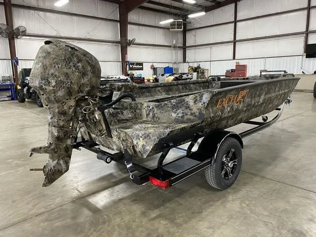 Slide: The Image of Excel Viper F4 1751 2025 - 10