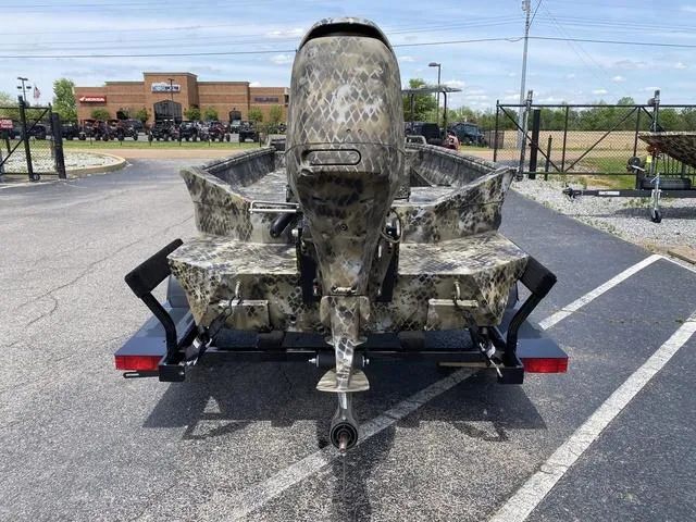 Slide: The Image of Excel Viper F4 1751 2025 - 4