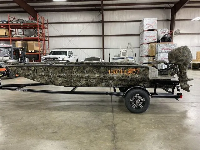 Slide: The Image of Excel Viper F4 1751 2025 - 6