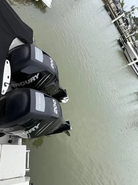 Slide: The Image of Sailfish 270 CC 2018 - 4