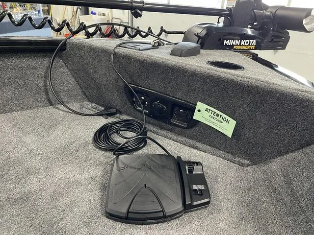 Slide: The Image of Tracker Pro Guide V-175 WT 2025 - 18