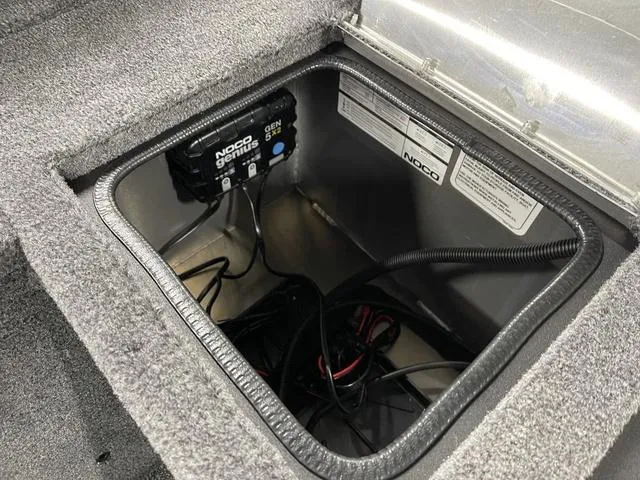 Slide: The Image of Tracker Pro Guide V-175 WT 2025 - 38