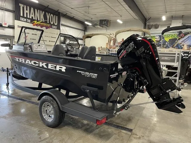 Slide: The Image of Tracker Pro Guide V-175 WT 2025 - 8