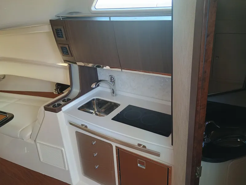 Slide: The Image of Grady-White Canyon 456 2025 - 56