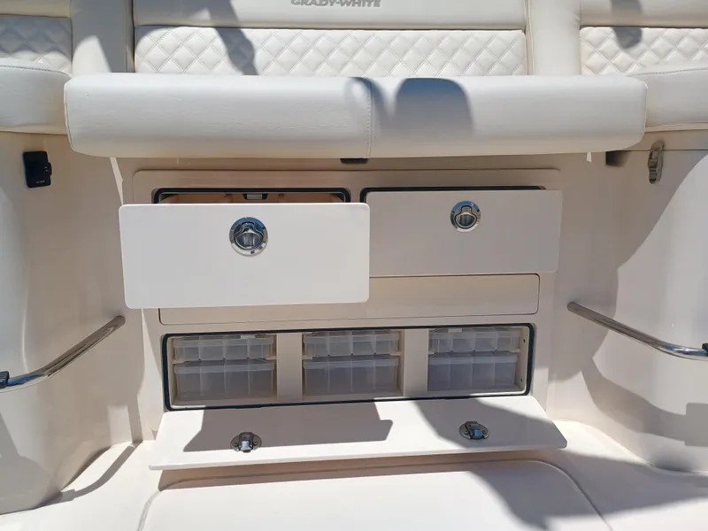 Slide: The Image of Grady-White Canyon 456 2025 - 69