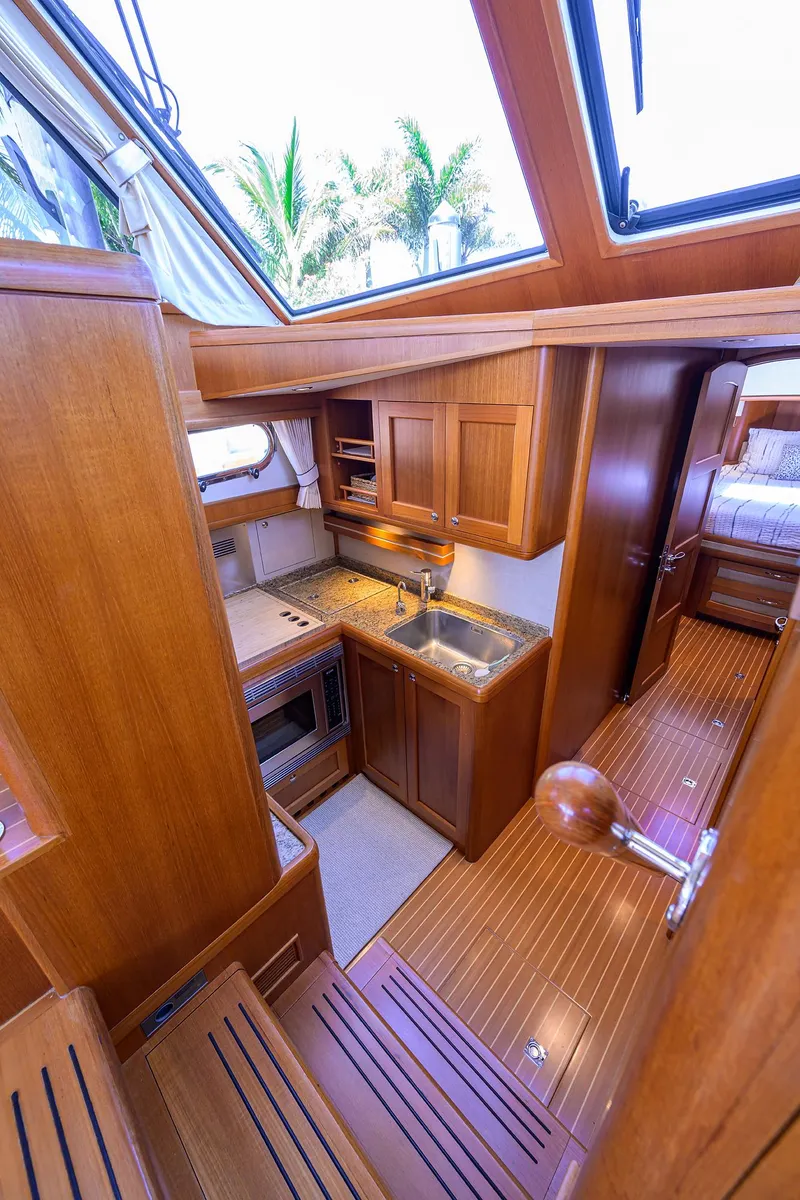 Slide: The Image of Grand Banks 46 Eastbay SX 2014 - 58