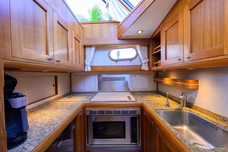 Slide: The Image of Grand Banks 46 Eastbay SX 2014 - 62