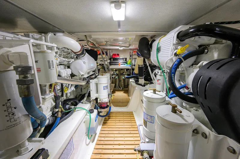 Slide: The Image of Grand Banks 46 Eastbay SX 2014 - 68