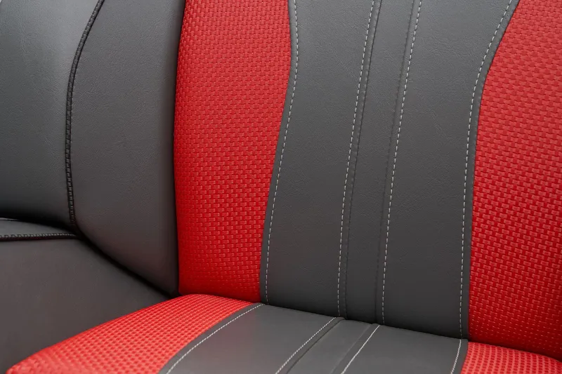 Slide: The Image of Ranger Z519R 2025 - 42