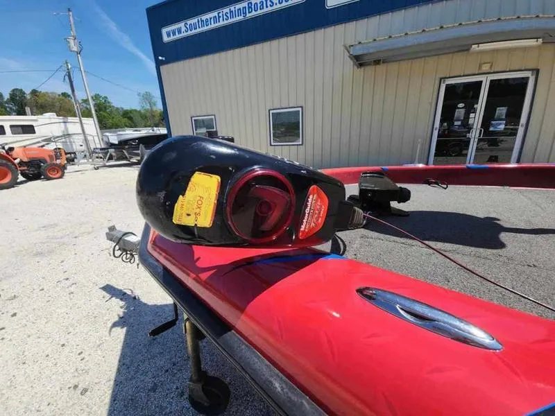 Slide: The Image of 2007 Blazer 190 Pro-V boat with motor, parked outside Southern Fishing Boats dealership. - 13