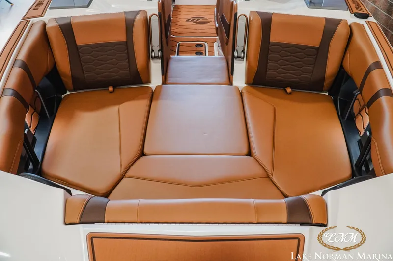 Slide: The Image of Malibu Wakesetter 22 MXZ 2025 - 5