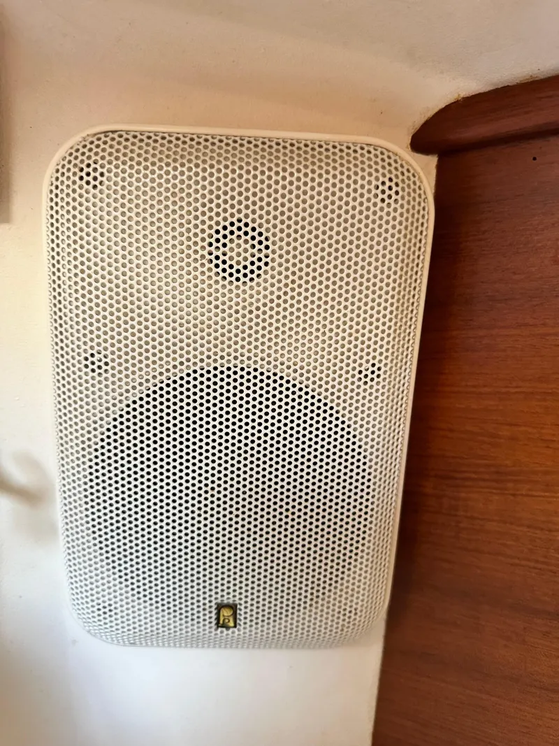 Slide: The Image of Cape Dory 30 MK II 1989 - 50