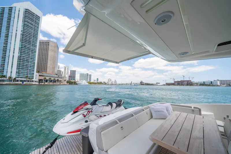 Slide: The Image of Schaefer 510 GT 2022 - 132