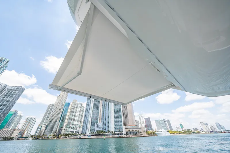 Slide: The Image of Schaefer 510 GT 2022 - 136