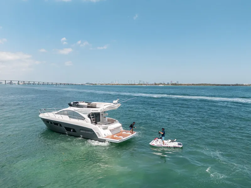 Slide: The Image of Schaefer 510 GT 2022 - 32