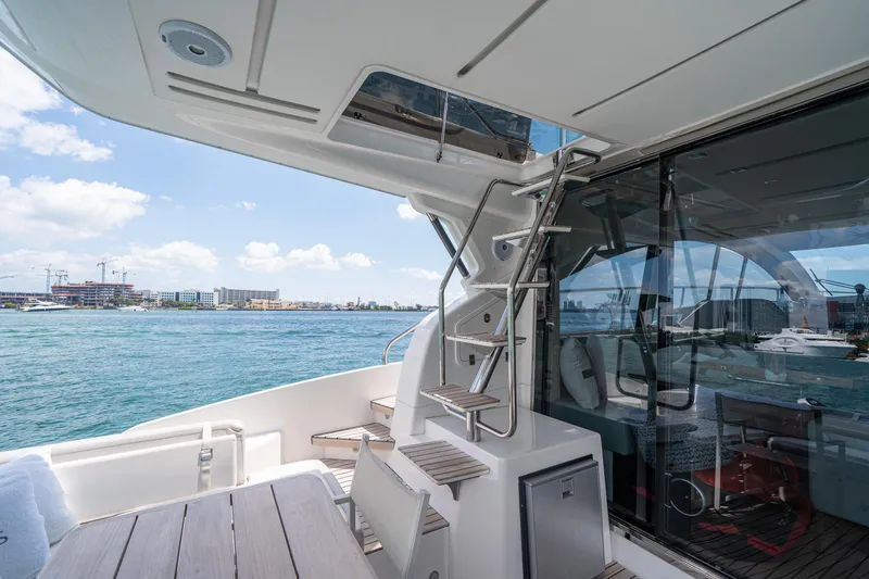 Slide: The Image of Schaefer 510 GT 2022 - 47