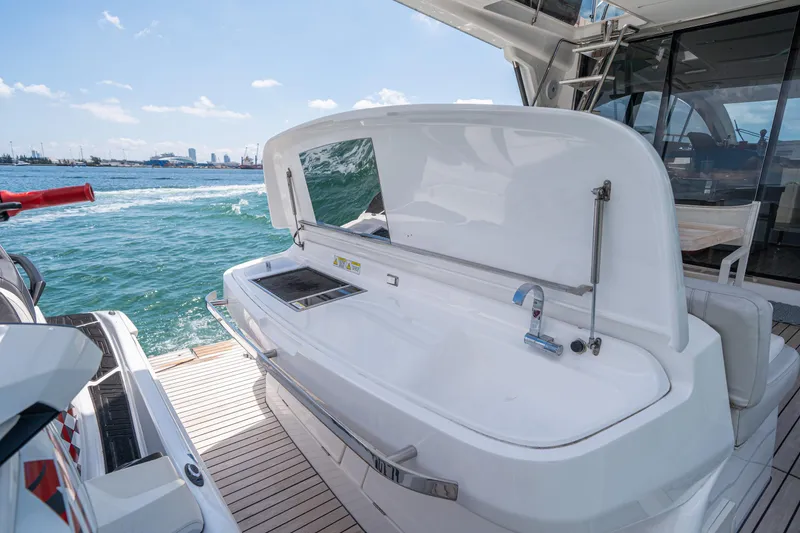 Slide: The Image of Schaefer 510 GT 2022 - 60