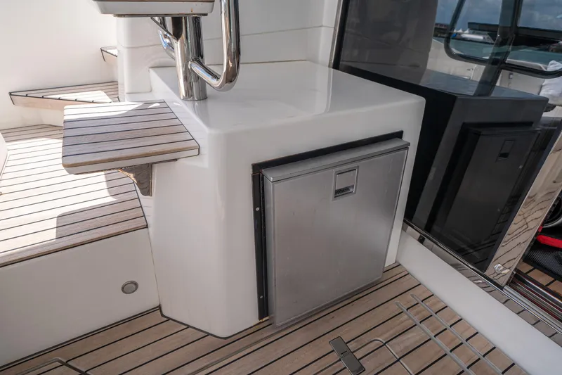 Slide: The Image of Schaefer 510 GT 2022 - 65