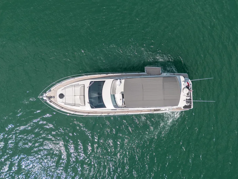 Slide: The Image of Schaefer 510 GT 2022 - 8