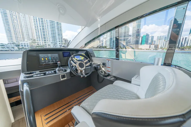 Slide: The Image of Schaefer 510 GT 2022 - 92