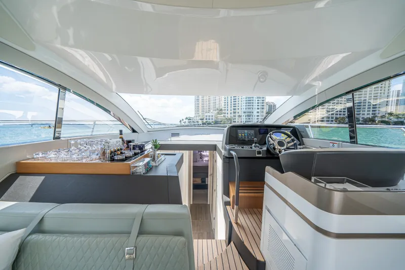 Slide: The Image of Schaefer 510 GT 2022 - 93