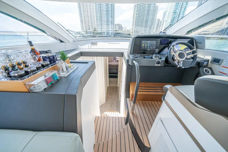 Slide: The Image of Schaefer 510 GT 2022 - 97